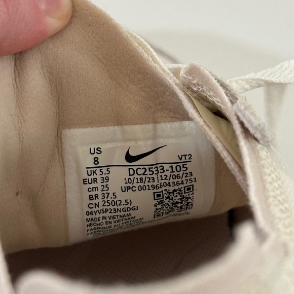 Nike Waffle One Sneakers Womens 8 Yellow Running Shoes Athletic Casual Sporty - Picture 5 of 11